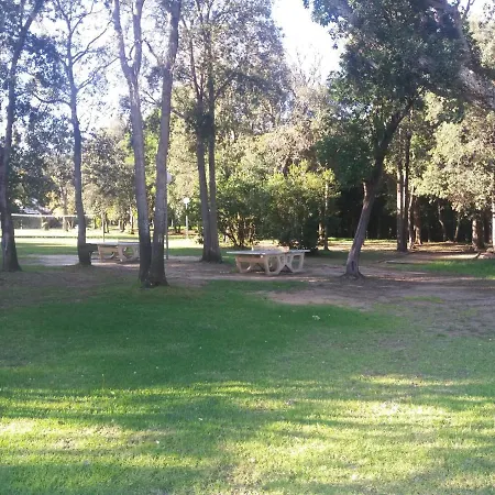 Mini In Parco Con Piscina Vicino Al Mare